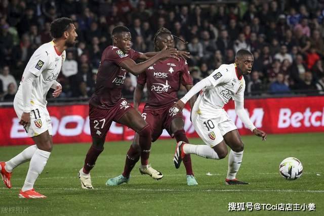 里夫斯续约5年2亿，湖人会不会后悔？